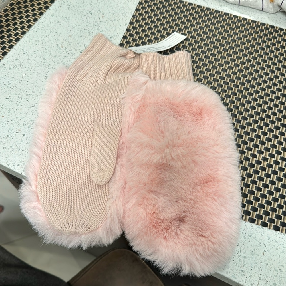 NWT Michael Kors Gloves